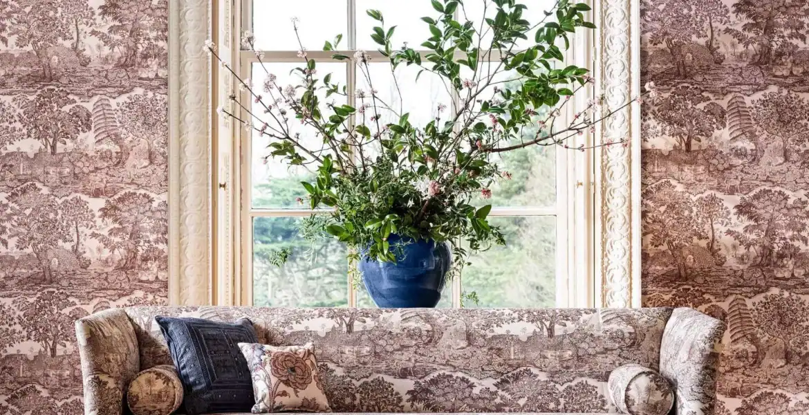 Papier peint Highgrove Toile Rose Sanderson, as a fabric and wallpaper with tons rose poudré et crème